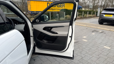 Land Rover Range Rover Evoque 2.0 D200 R-Dynamic SE 5dr Auto Diesel Hatchback